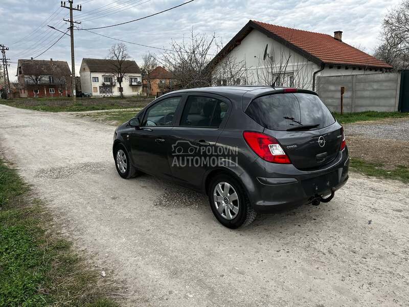 Opel Corsa D 