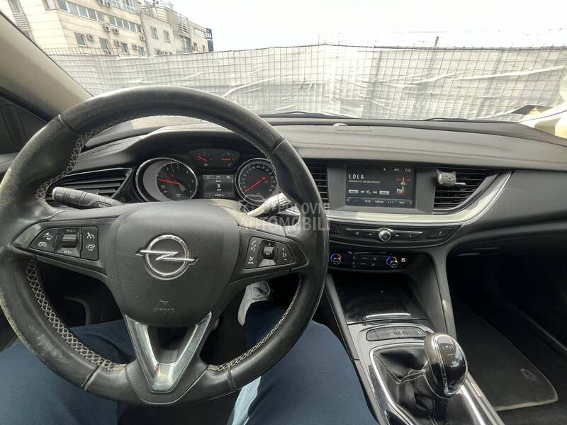 Opel Insignia 