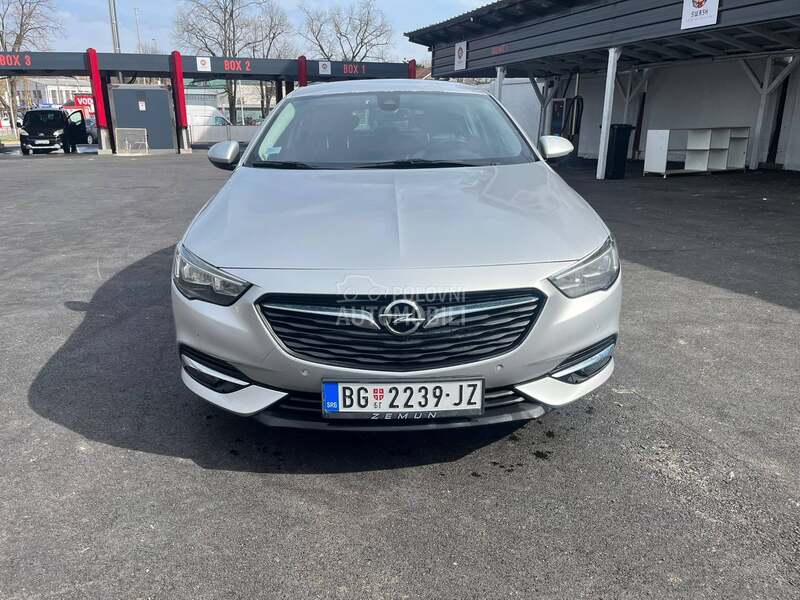 Opel Insignia 