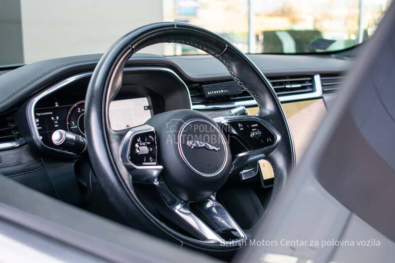Jaguar F pace S  D200  AWD