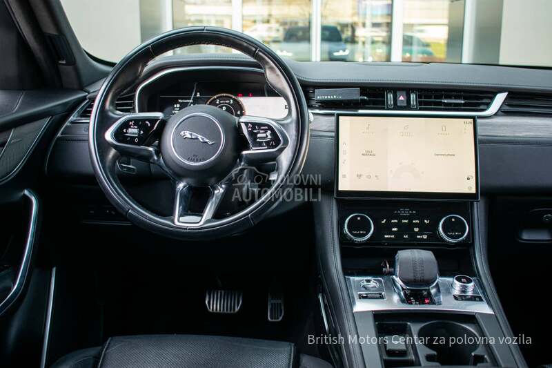Jaguar F pace S  D200  AWD