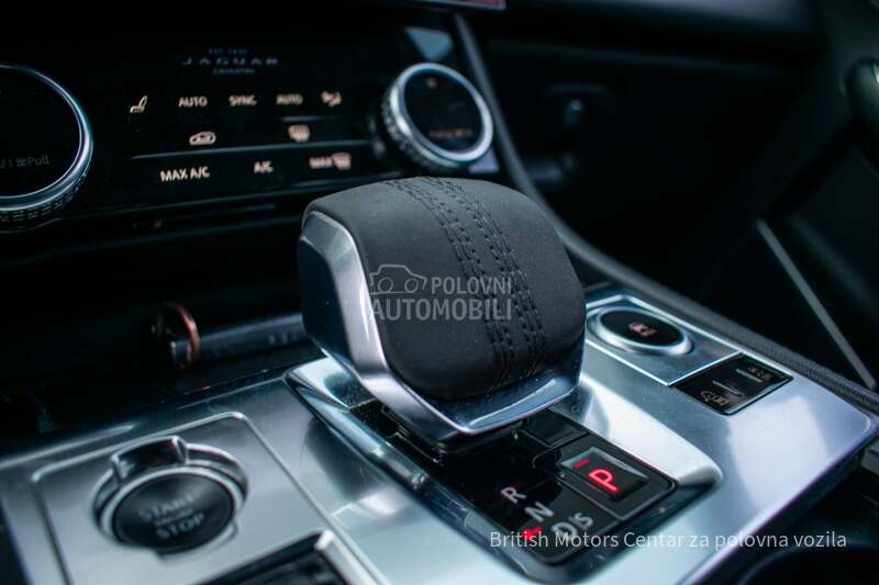 Jaguar F pace S  D200  AWD