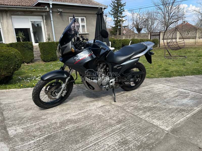 Honda Transalp XL700V ABS