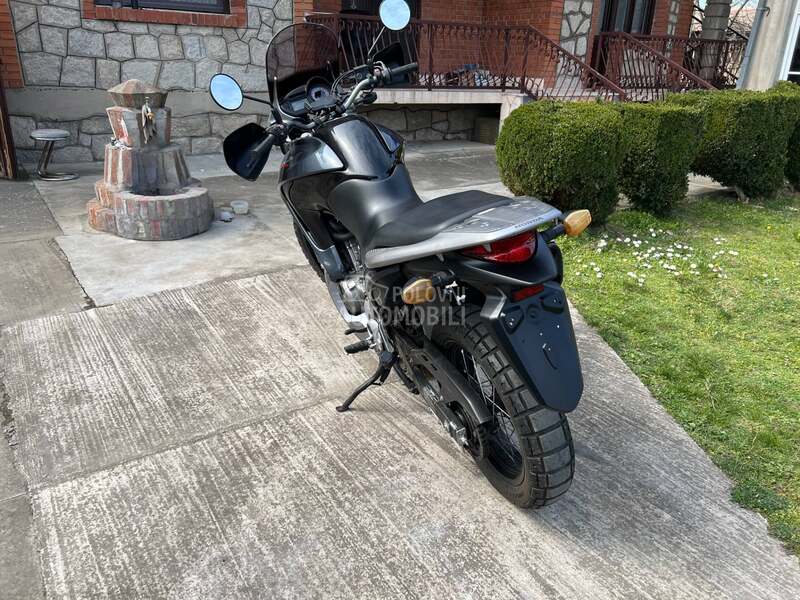 Honda Transalp XL700V ABS