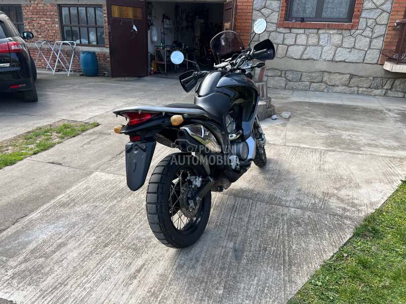 Honda Transalp XL700V ABS