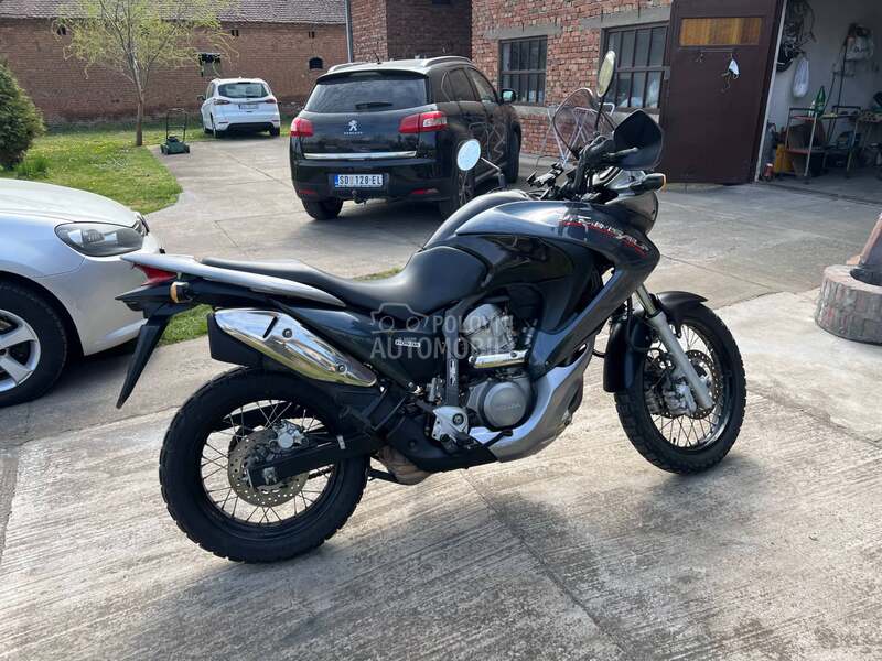 Honda Transalp XL700V ABS