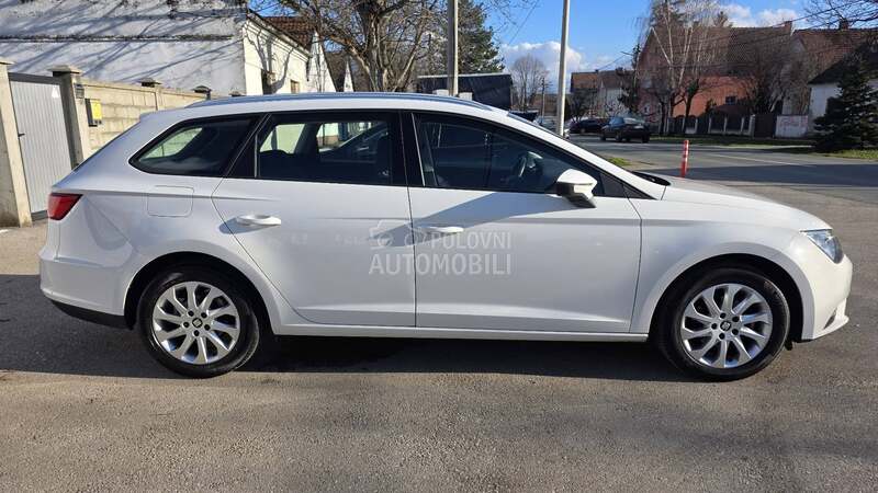 Seat Leon 1.6 TDI matrix/led