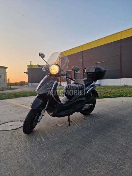 Piaggio Beverly Tourer