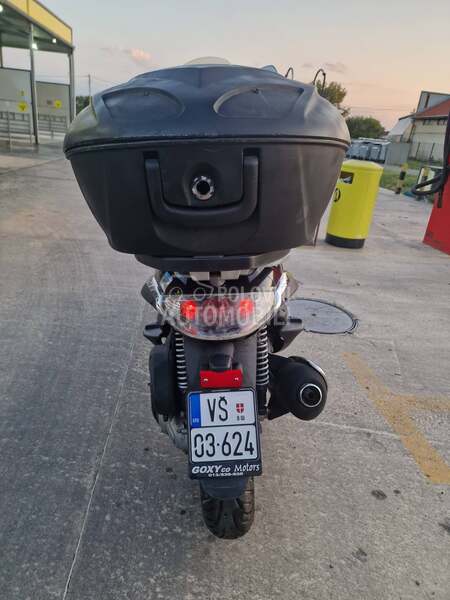 Piaggio Beverly Tourer