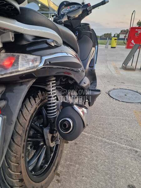 Piaggio Beverly Tourer