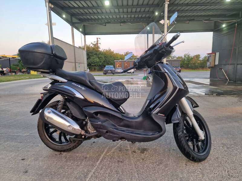 Piaggio Beverly Tourer