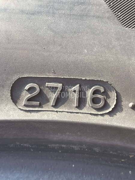 Hankook 225/55 R17 Zimska