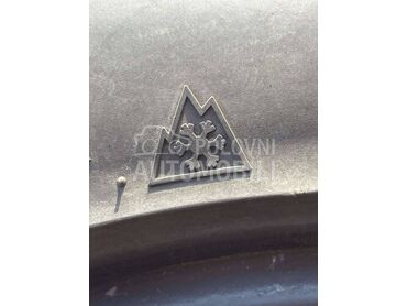 Hankook 225/55 R17 Zimska