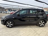 Opel Crossland X  1.2b