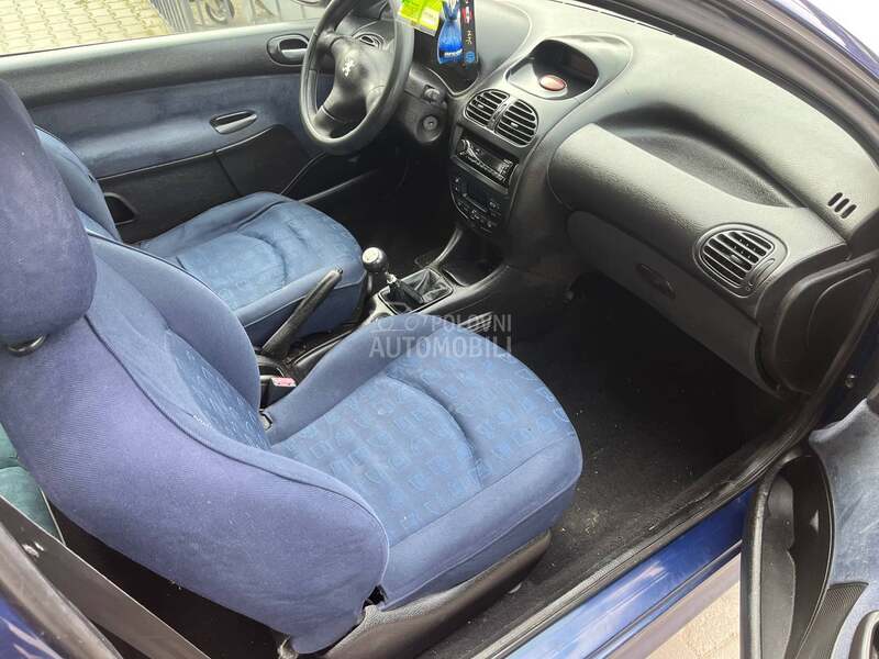 Peugeot 206 