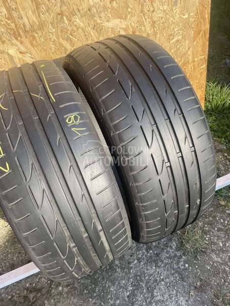 Bridgestone 225/40 R19 Letnja