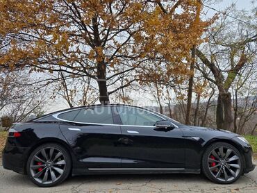 Tesla Model S P90D LUDICROUS
