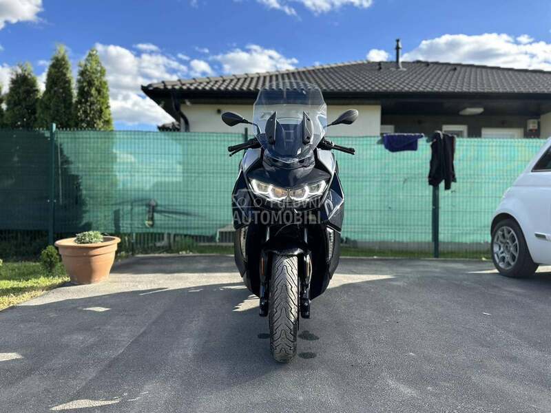 BMW C400 GT Triple Black