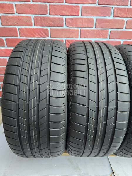 Bridgestone 225/40 R18 Letnja