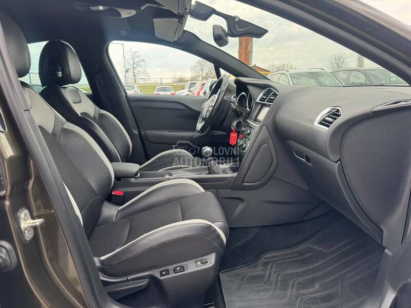 Citroen DS4 