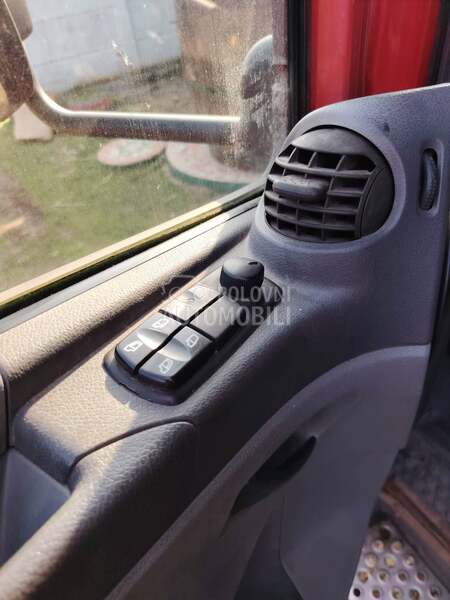 Mercedes Benz Atego 815