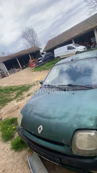 Renault Clio 