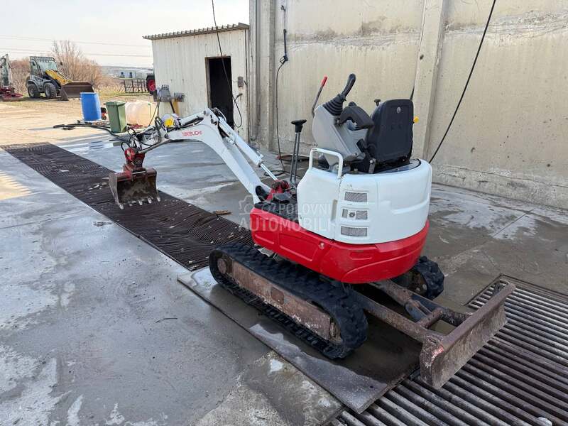Takeuchi TB215 R