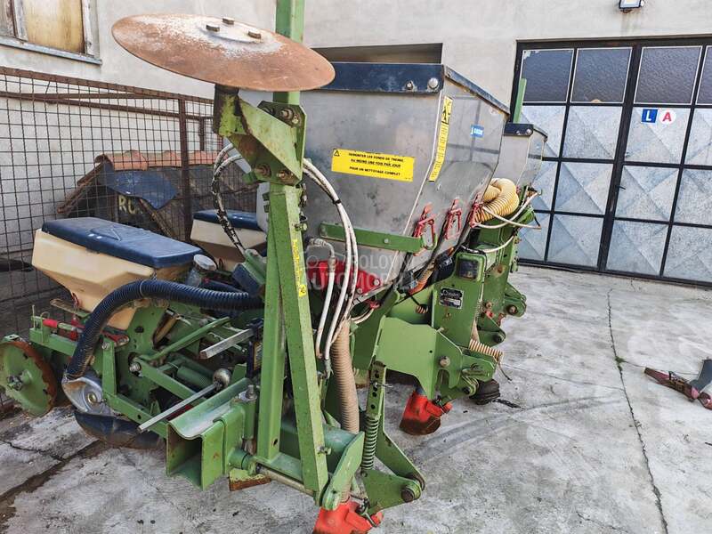 Nodet Pneumassem Planter