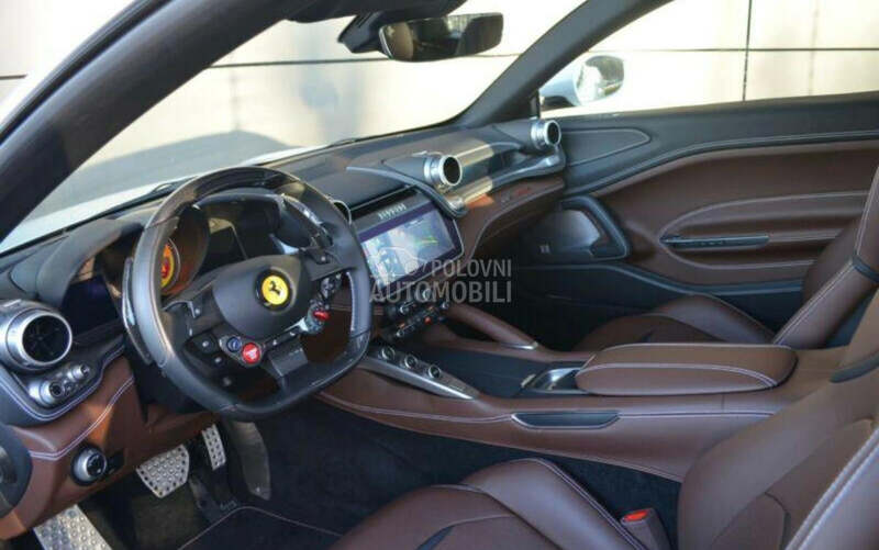 Ferrari GTC4 LUSSO T