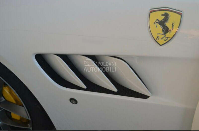 Ferrari GTC4 LUSSO T