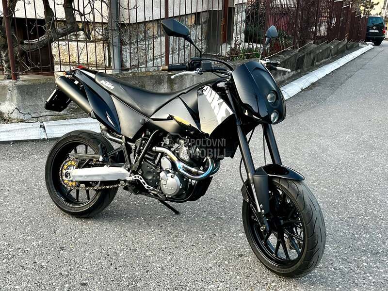 KTM Duke 640