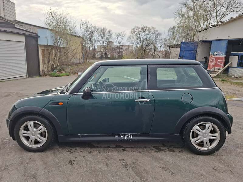 MINI One 