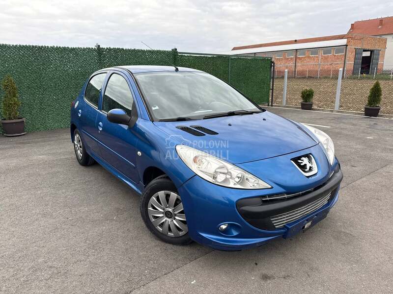 Peugeot 206 plus 