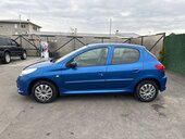 Peugeot 206 plus 