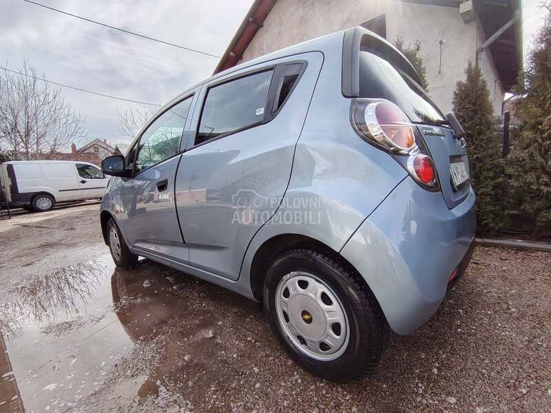 Chevrolet Spark 