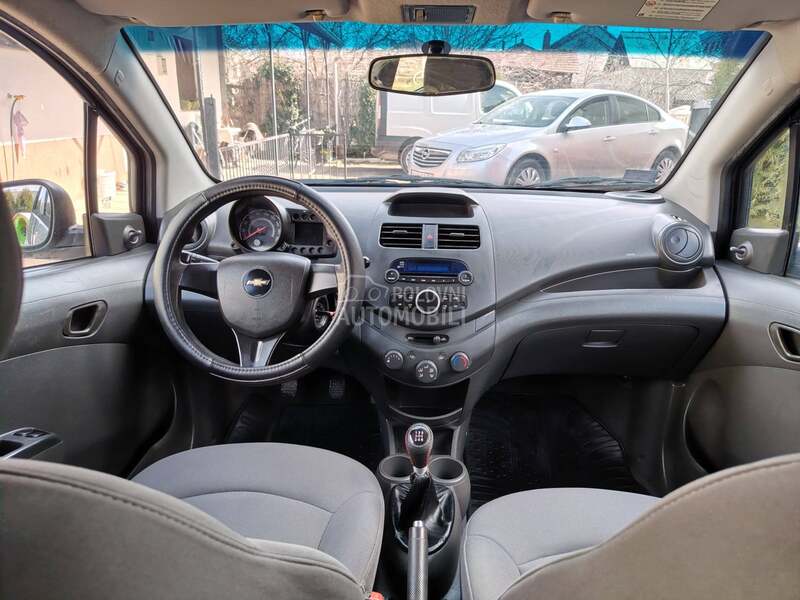 Chevrolet Spark 