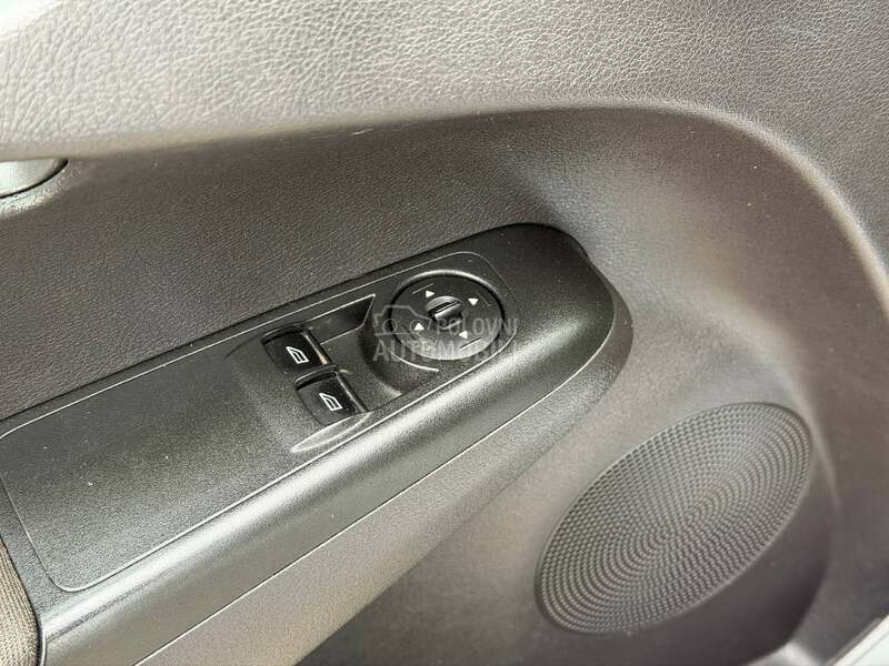 Ford Transit Courier 