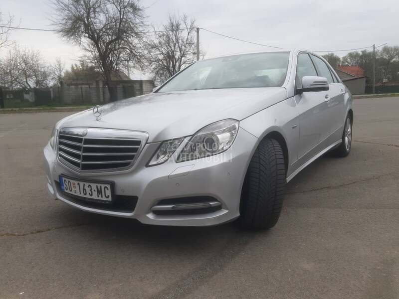 Mercedes Benz E 220 CDI