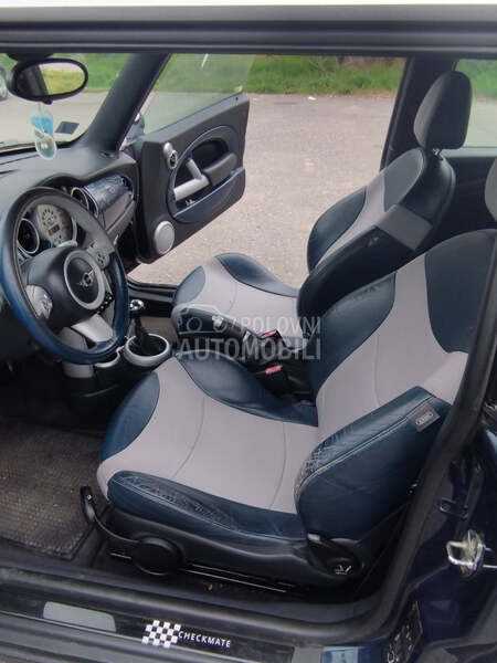 MINI Cooper CHECKMATE