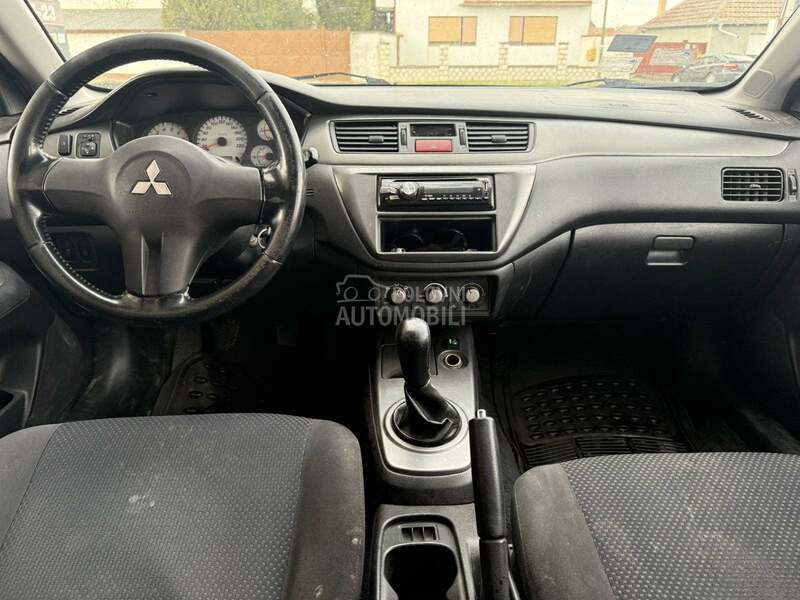 Mitsubishi Lancer 