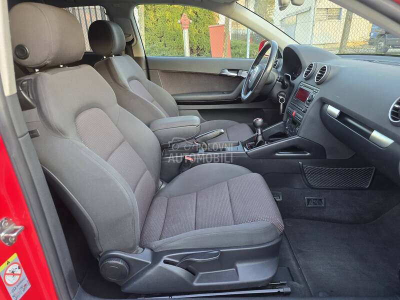 Audi A3 1.6B  S line
