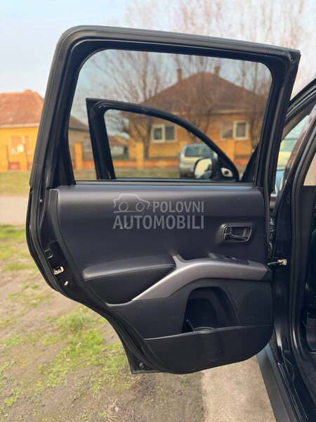 Mitsubishi Outlander 2.0