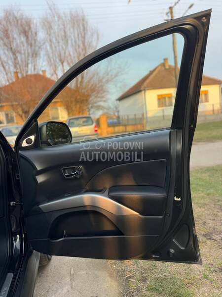 Mitsubishi Outlander 2.0