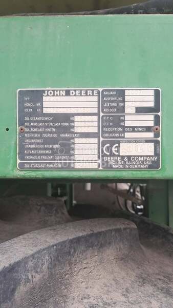 John Deere 7200