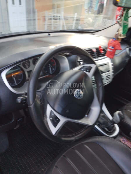 Lancia Delta 1.6 multi jet