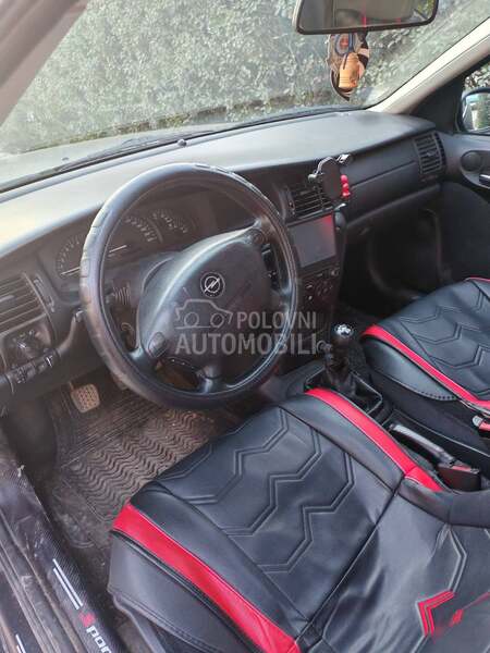 Opel Vectra B 