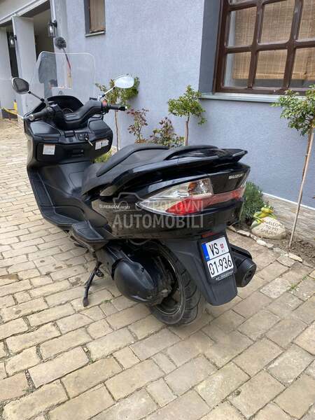 Suzuki Burgman an 400 k7