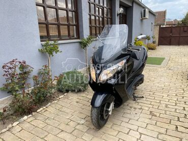Suzuki Burgman an 400 k7