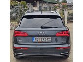 Audi Q5 S-LINE //HYBRID