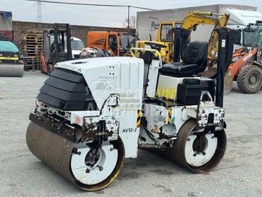 Ammann AV33/2